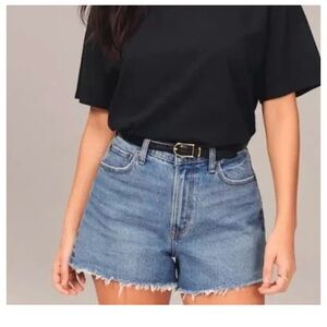Abercrombie & Fitch The '90s Relaxed Cutoff Jean Shorts High Rise Curve Love 31